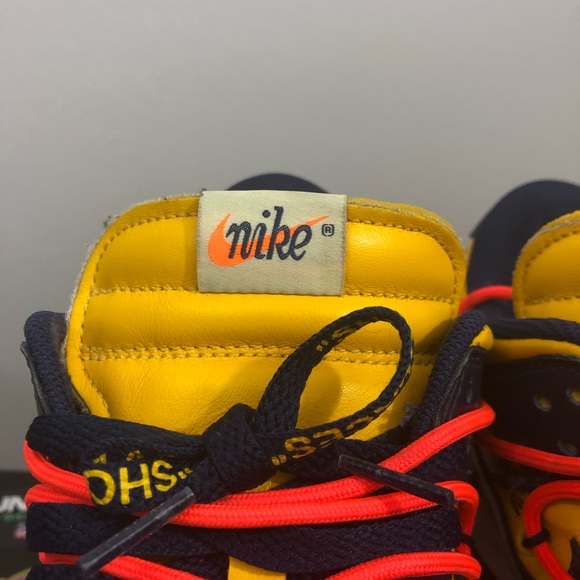 Nike Dunk Low Off-White University Gold/ Midnight Navy - Picture 8 of 12